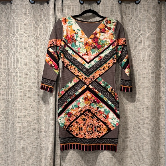 Peach Puff | Abstract Floral Print Dress | Size: L - Picture 4 of 4